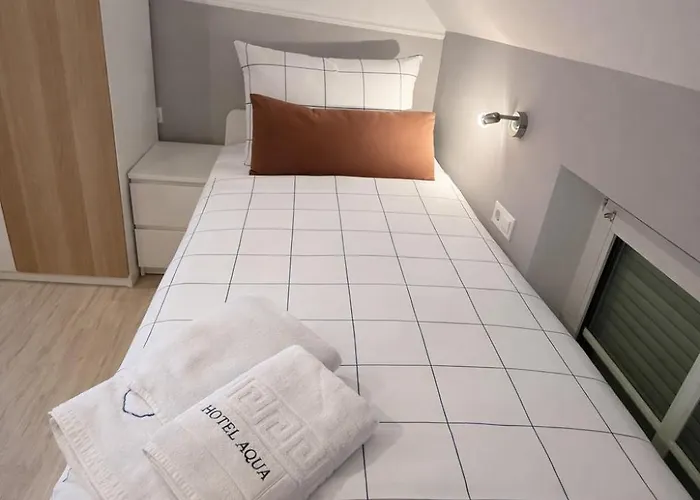 Szálloda Aqua *