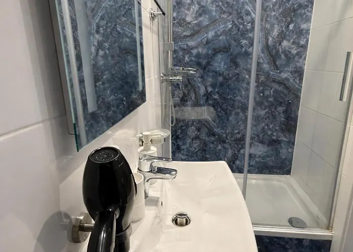 Szálloda Aqua *
